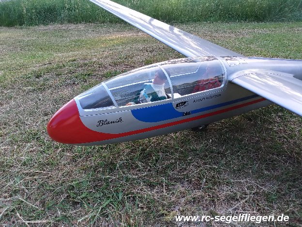 Blanik L-13_Airworld (5)1